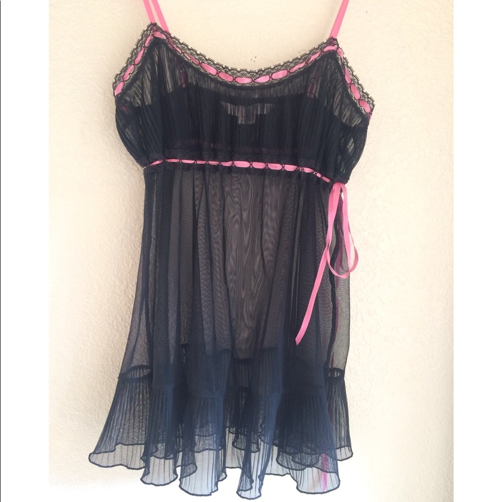 Victoria Secret Black & Pink Lingerie